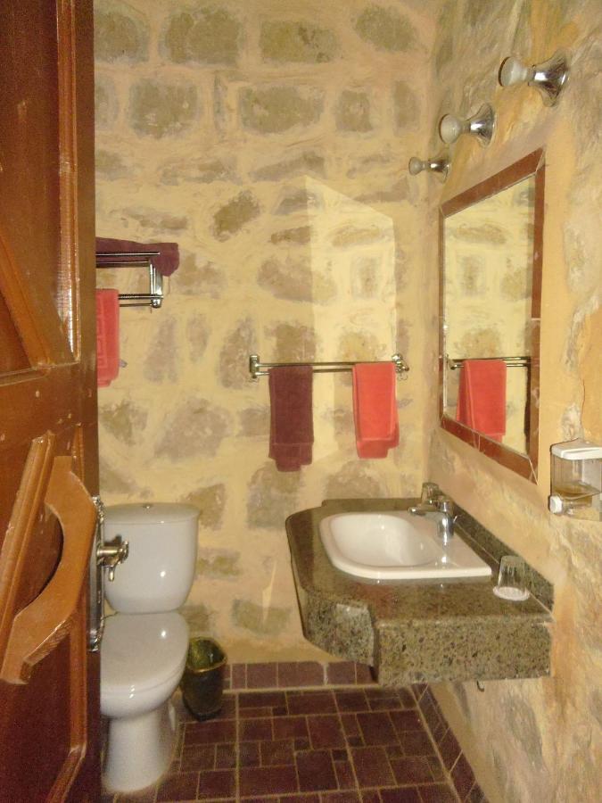 Aliyah Eco-Lodge Bawati Værelse billede
